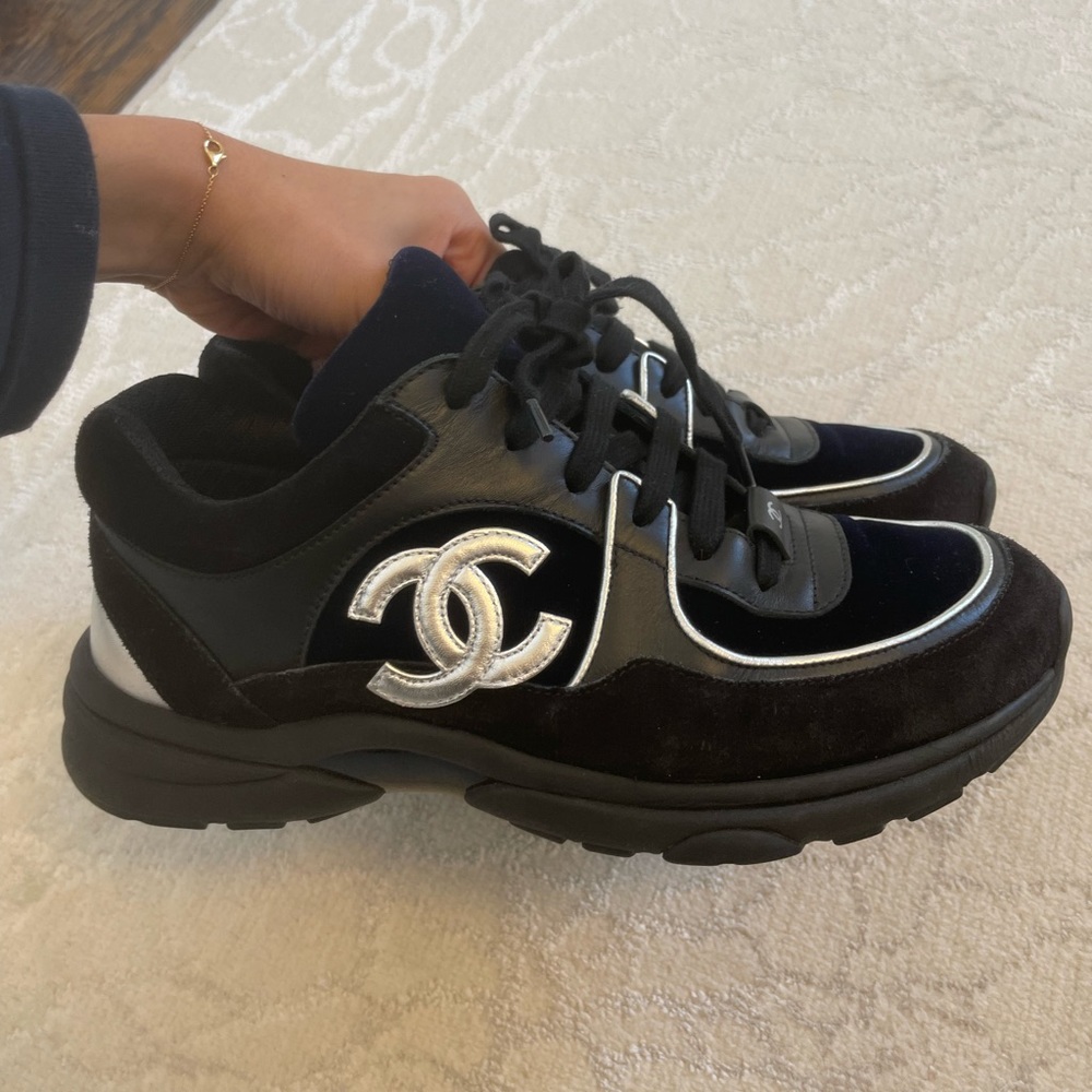 CHANEL SNEAKERS / TRAINERS